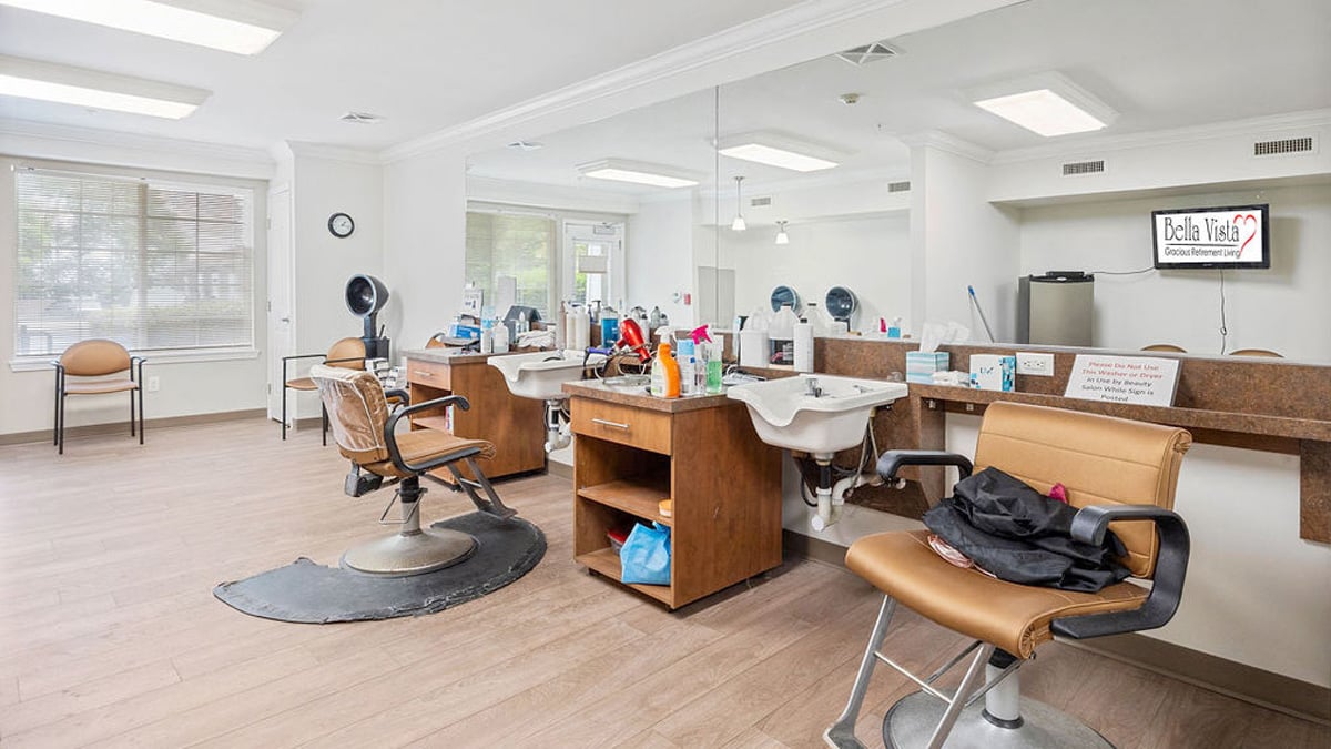 The beauty salon at Bella Vista